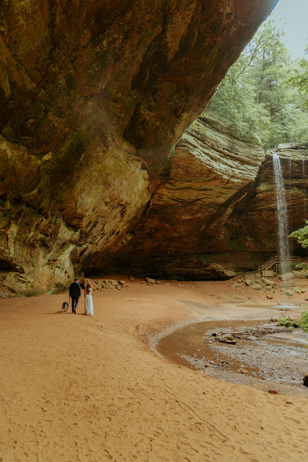 Couple eloping in hocking hills
